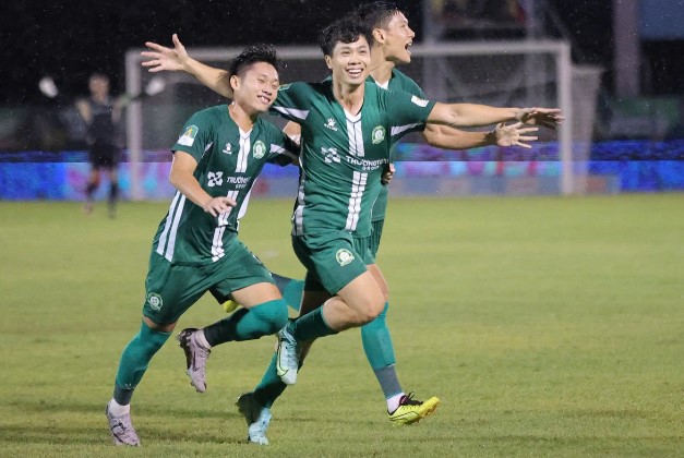 cong-phuong-tiep-tuc-toa-sang-hlv-kim-khong-trieu-tap-bay-gio-thi-cho-den-bao-gio