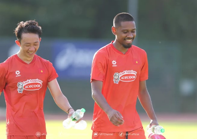 chau-ngoc-quang-dt-viet-nam-se-co-gang-khong-bi-chi-phoi-boi-80-000-khan-gia-tren-khan-dai