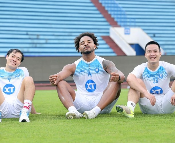 xuan-truong-noi-gi-sau-10-nam-trang-tay-lang-le-nhin-van-toan-nang-cup