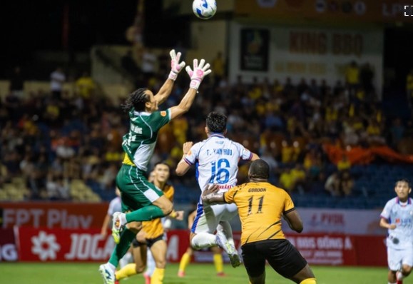 ngay-tro-ve-dang-nho-cua-thu-mon-bui-tien-dung