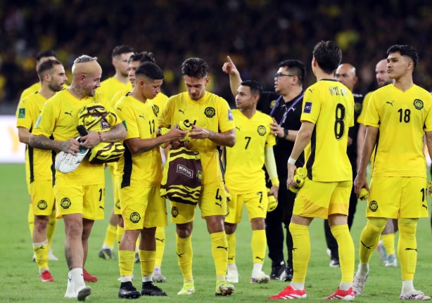 chuyen-gia-malaysia-cau-thu-gian-lan-nhap-tich-co-tinh-noi-doi-ho-phai-chiu-trach-nhiem-lon-nhat