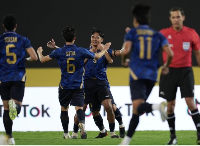 doi-nha-yeu-kem-cdv-thai-lan-chan-nan-doi-trao-hcv-cho-u22-viet-nam