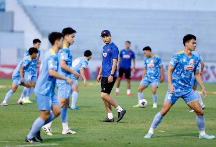 u22-viet-nam-gap-su-co-ngay-buoi-tap-dau-tien-tai-thai-lan