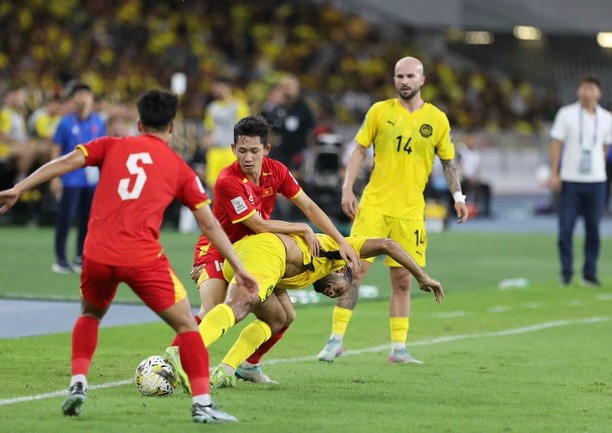 7-cau-thu-nhap-tich-malaysia-nguy-co-bi-tuoc-ho-chieu-khong-the-tai-dau-viet-nam